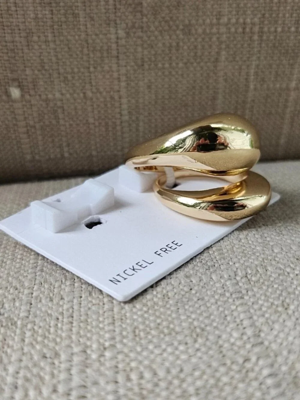 Nordstrom Women Rings Gold Tone Fashion Jewelry Nickle Free Set of 2 Size 9 NWT